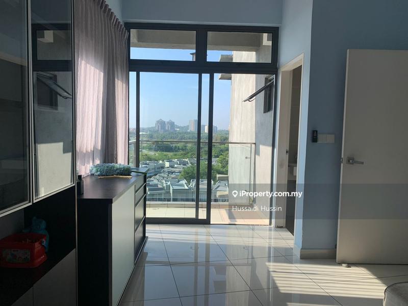 For Sale - Mirage By The Lake