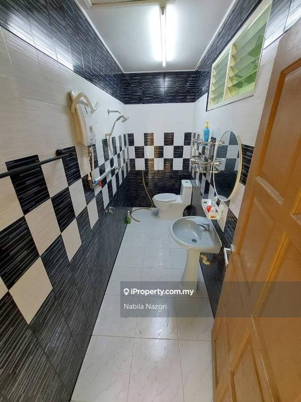Banglo untuk Dijual di Wakaf Bharu, Tumpat oleh Nabila Nazori - iProperty.com.my