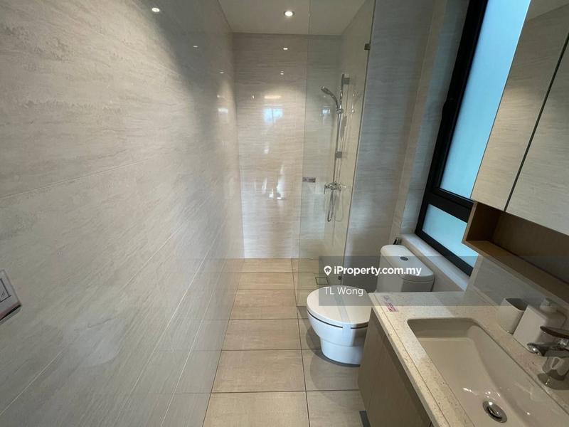 For Sale - Baron Residence @ Lake City