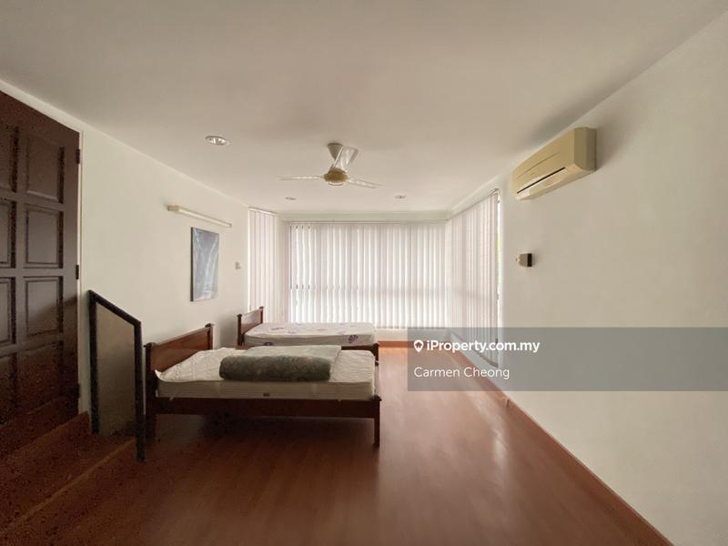 Bungalow House for Sale in Taman Ukay Heights, Ulu Kelang by Carmen Cheong - iProperty.com.my