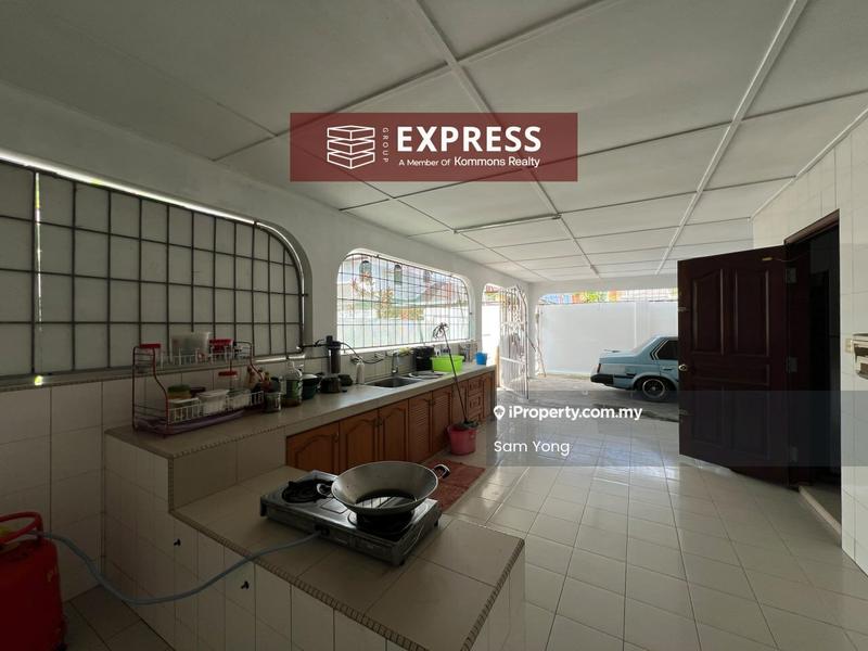 Bungalow House untuk Dijual di Pujut, Miri oleh Sam Yong - Kitchen - iProperty.com.my