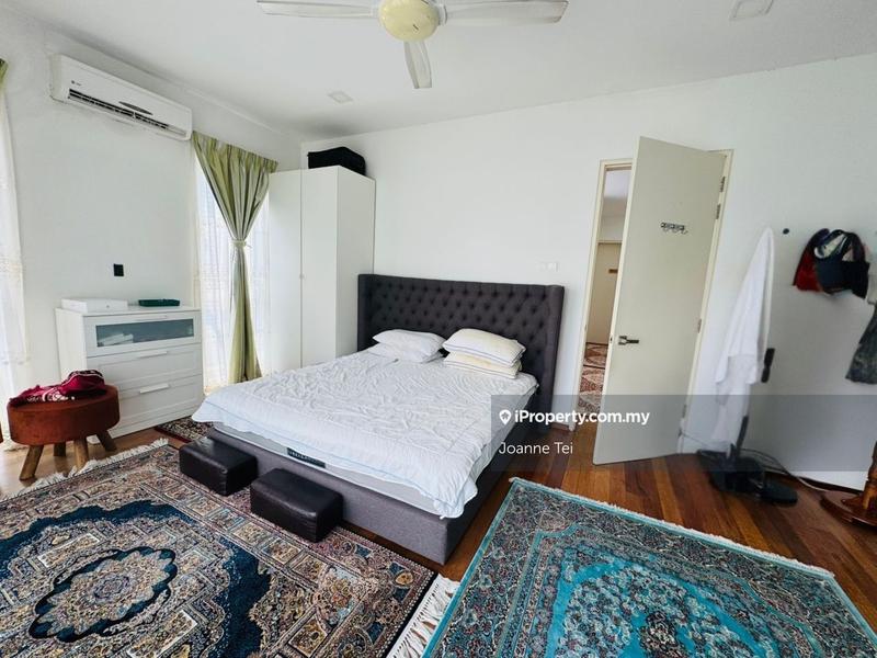 Bungalow House for Sale in Lakefront Villa, Cyberjaya by Joanne Tei - iProperty.com.my