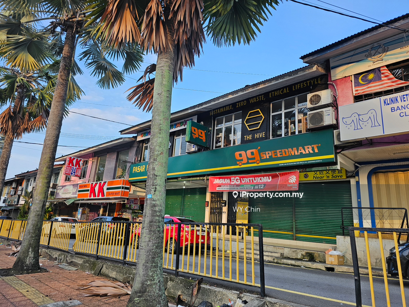 For Sale - 2 STOREY RARE UNIT ,JALAN TELAWI,JALAN MAAROF,LORONG MAAROF