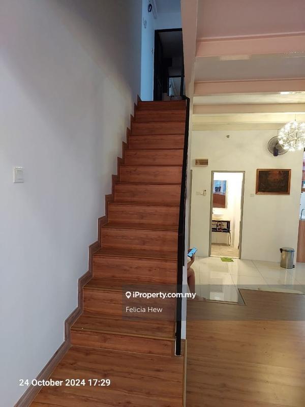 For Rent - Pacific Place