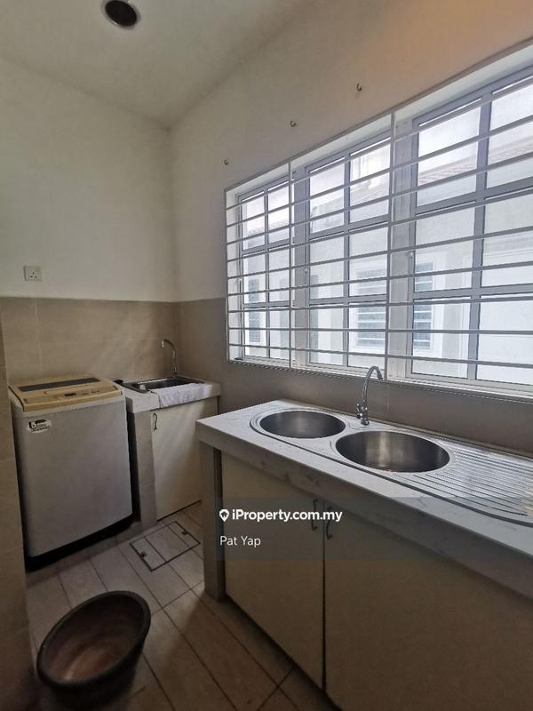 Rumah Berangkai 2.5 Tingkat untuk Dijual di Kota Kemuning, Shah Alam oleh Pat Yap - iProperty.com.my