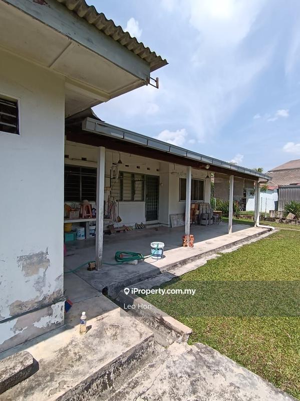 Bungalow House untuk Dijual di Seksyen 12, Petaling Jaya oleh Leo Hon - iProperty.com.my