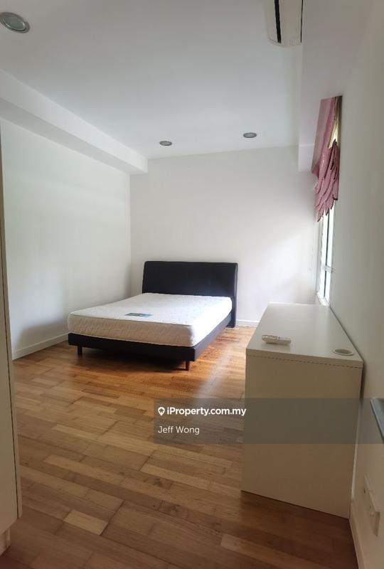 For Sale - Kiaraville