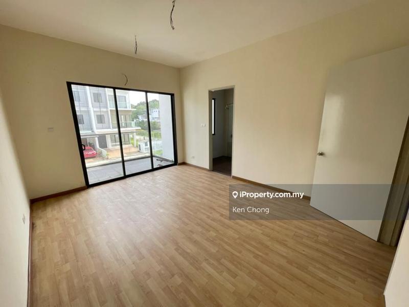 Rumah Teres 3-Tingkat untuk Dijual di Taman Anggun 3, Rawang oleh Ken Chong - iProperty.com.my