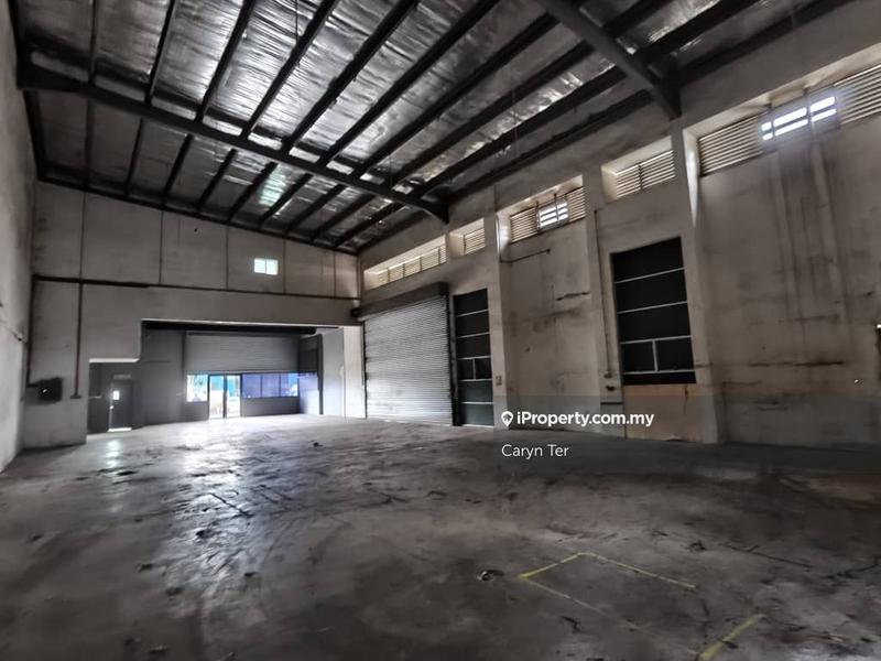 For Rent - Mount Austin 3 Storey Cluster Factory