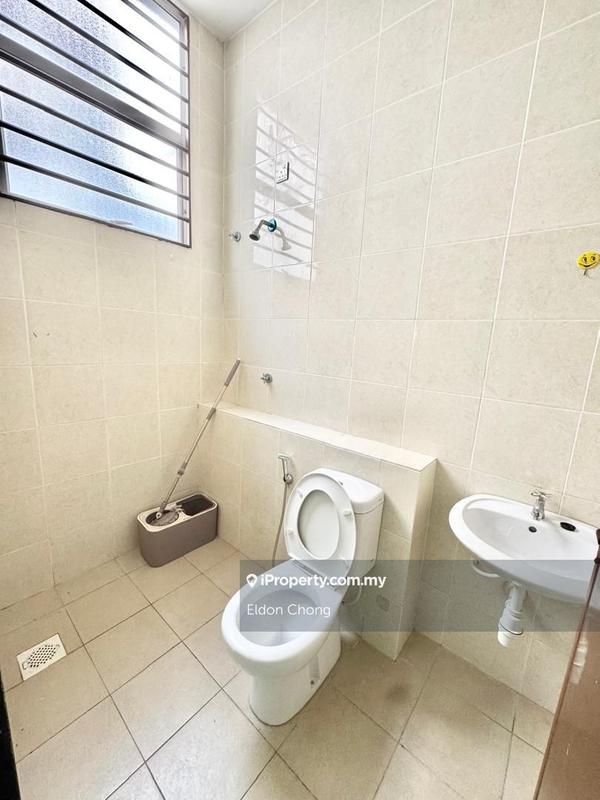 Rumah Berangkai 3 Tingkat untuk Dijual di Taman Bangi Avenue, Bangi oleh Eldon Chong - iProperty.com.my