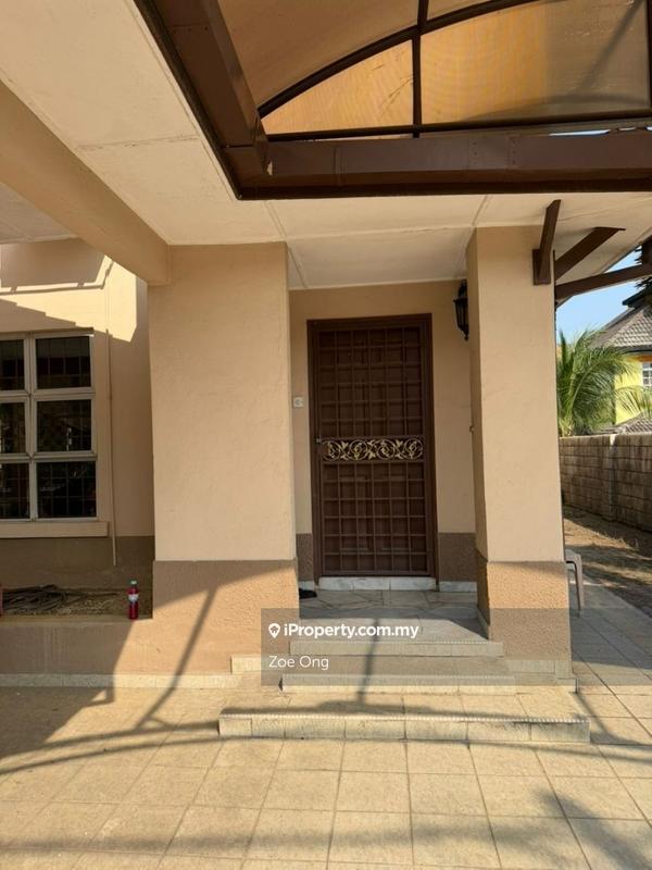 Bungalow House for Sale in Bandar Country Homes , Rawang, Rawang by Zoe Ong - iProperty.com.my