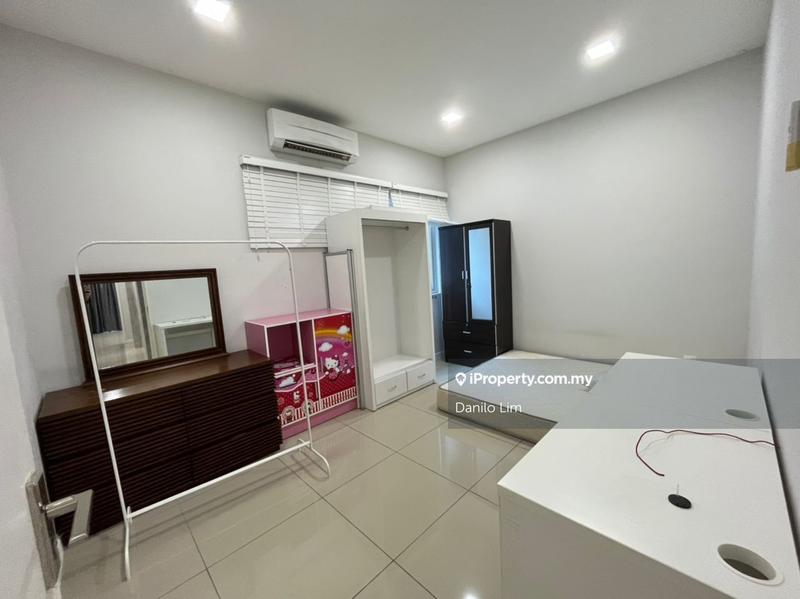 Rumah Berangkai 4 Tingkat untuk Dijual di Canary Residence Taman Cheras Hartamas, Cheras oleh Danilo Lim - iProperty.com.my