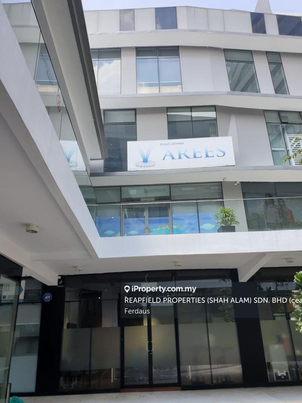Kedai-Pejabat untuk Dijual di Kota Damansara, Petaling Jaya oleh Ferdaus - iProperty.com.my