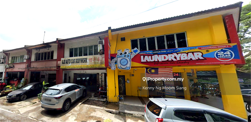 For Rent - ( Corner ) Damansara Damai 1st Floor Office ( Rent ), Petaling Jaya