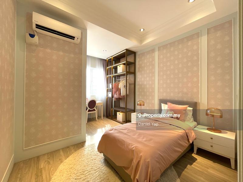 Rumah Berangkai 2 Tingkat untuk Dijual di Bandar Country Homes, Rawang oleh Daniel Yap - iProperty.com.my