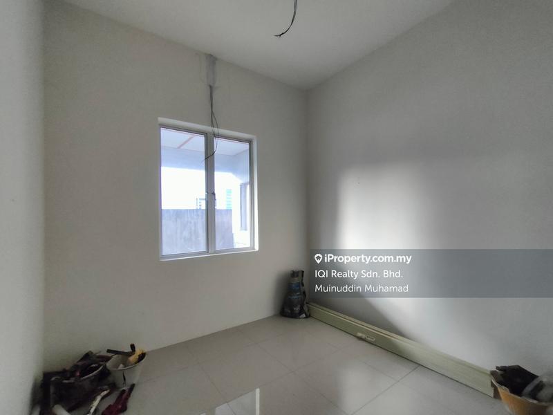Semi-Detached House for Sale in Taman Sri Bahagia, Teluk Intan by Muinuddin Muhamad - iProperty.com.my