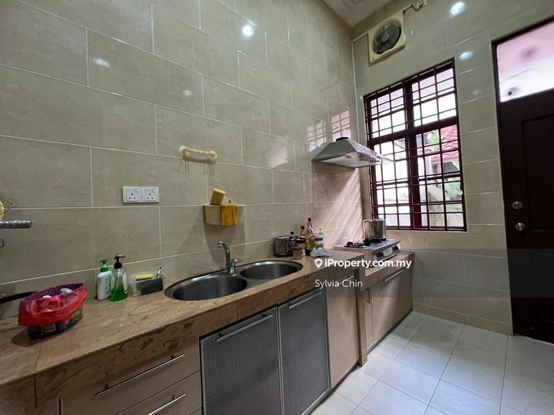 Rumah Berkembar untuk Dijual di Kota Damansara, Selangor oleh Sylvia Chin - iProperty.com.my