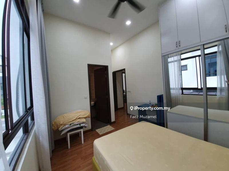 Rumah Berangkai 3 Tingkat untuk Dijual di Denai Alam, Shah Alam oleh Faez Muzamel - iProperty.com.my