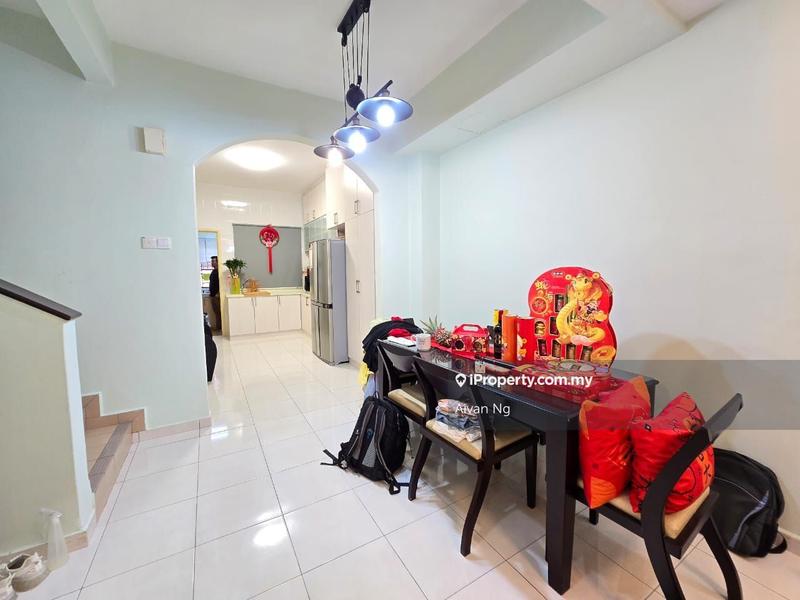 Rumah Teres 2-Tingkat untuk Dijual di Taman Suria, Bandar Sungai Long oleh Aivan Ng - iProperty.com.my