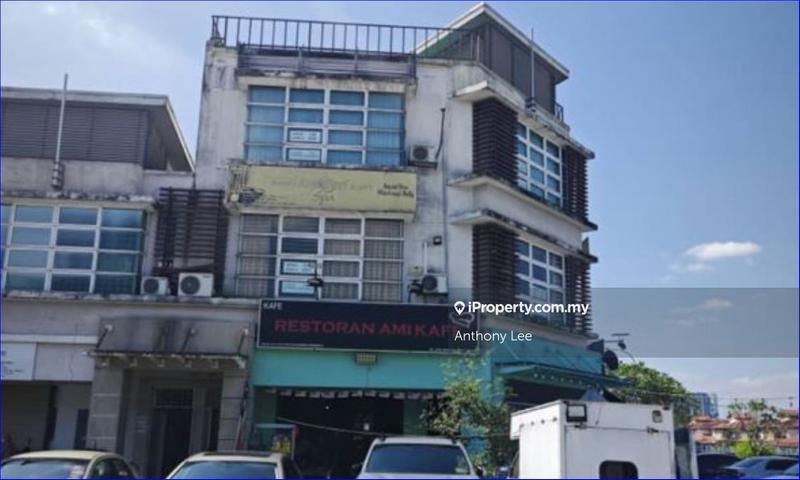 For Rent - 3 storey Corner Shop Taman TTDI Jaya Shah Alam 9000 sqft 40x75
