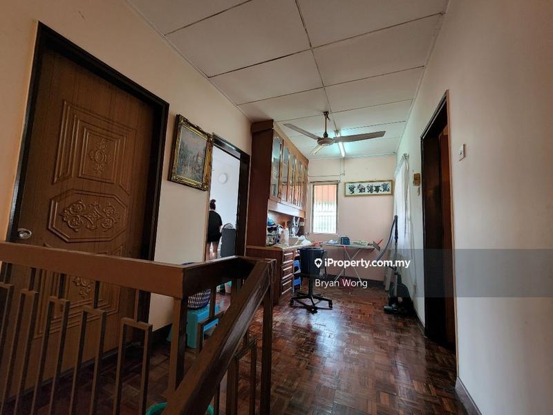 Rumah Teres 2-Tingkat untuk Dijual di Damansara Jaya, Petaling Jaya oleh Bryan Wong - iProperty.com.my