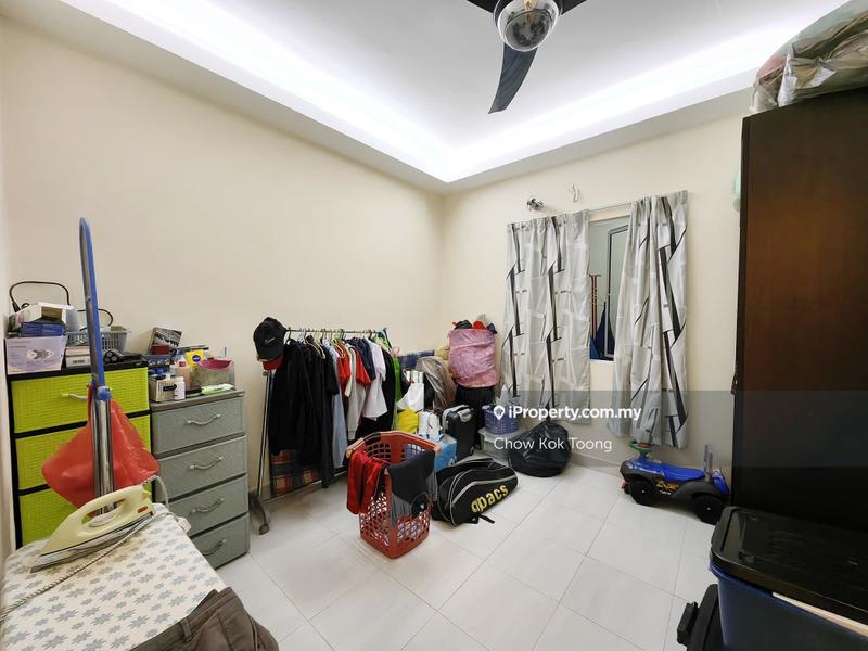 Kediaman Servis untuk Dijual di Koi Kinrara oleh Chow Kok Toong - iProperty.com.my