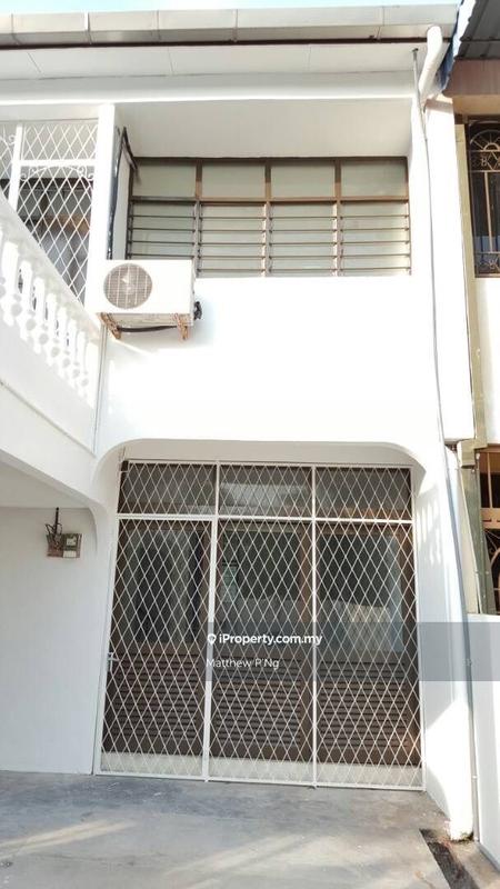 Rumah Berangkai 2 Tingkat untuk Dijual di Taman Cahaya, Telok Kumbar oleh Matthew P'Ng - iProperty.com.my