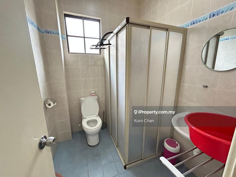 Rumah Berkembar untuk Dijual di Bandar Nusaputra, Puchong oleh Kuro Chan - iProperty.com.my