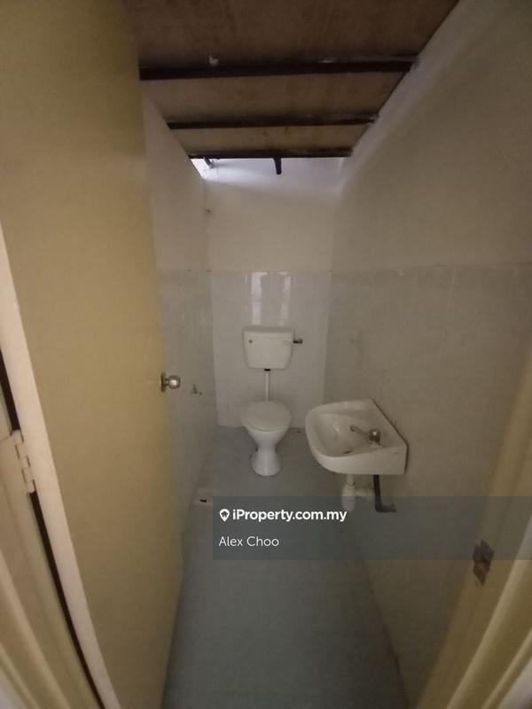 Shop for Sale in Seri Kembangan, Seri Kembangan by Alex Choo - iProperty.com.my