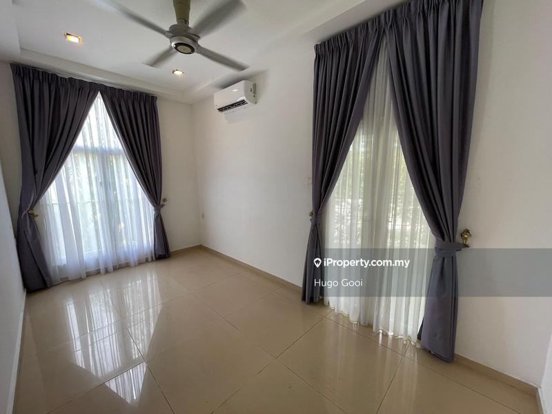 Banglo untuk Dijual di Country Heights, Kajang oleh Hugo Gooi - iProperty.com.my