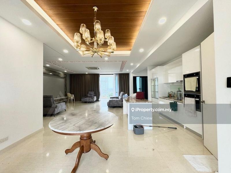 For Sale - Straits View 18