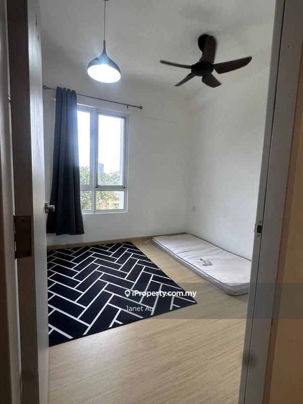 Residensi Servis untuk Dijual di RYAN & MIHO oleh Janet Au - iProperty.com.my