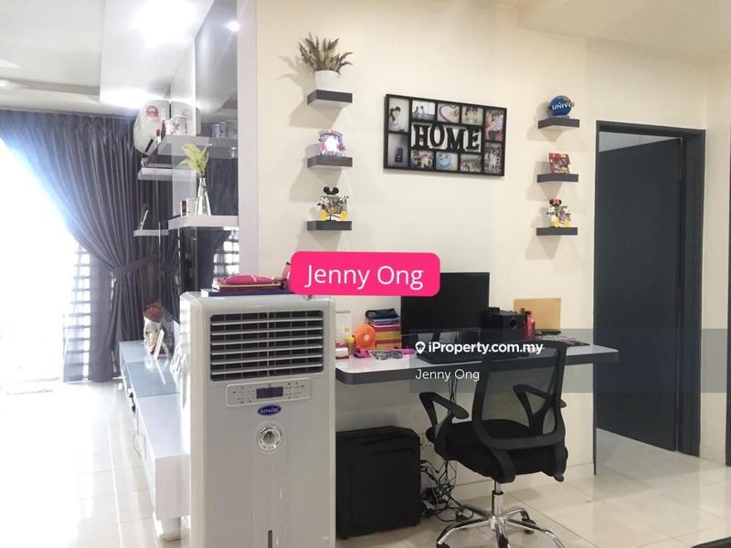 For Sale - Villa Tanjung (Tanjung Height)