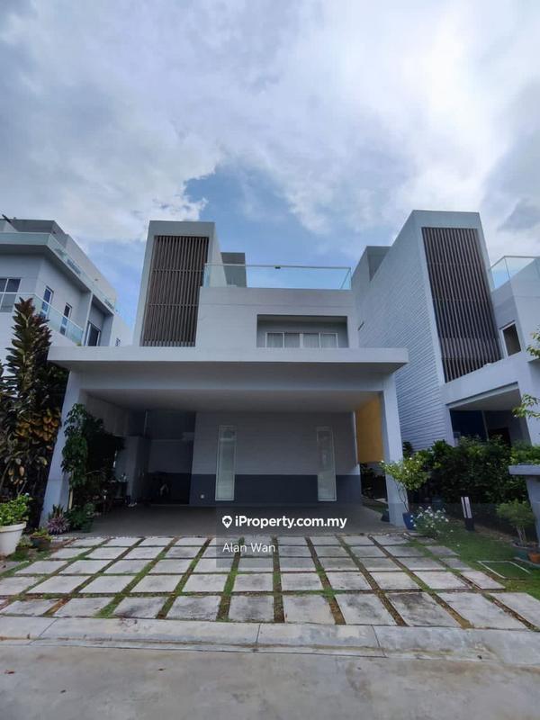 Bungalow House for Sale in Lakefront Villa, Cyberjaya by Alan Wan - iProperty.com.my