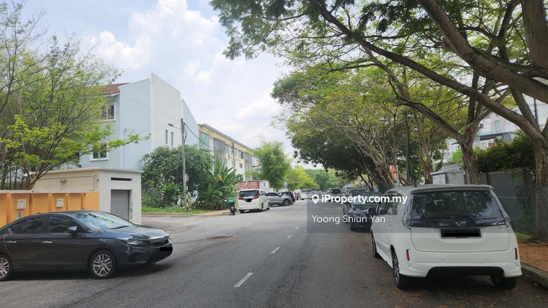 Rumah Bandar untuk Dijual di Kampung Sungai Kayu Ara, Petaling Jaya oleh Yoong Shiun Yan - iProperty.com.my