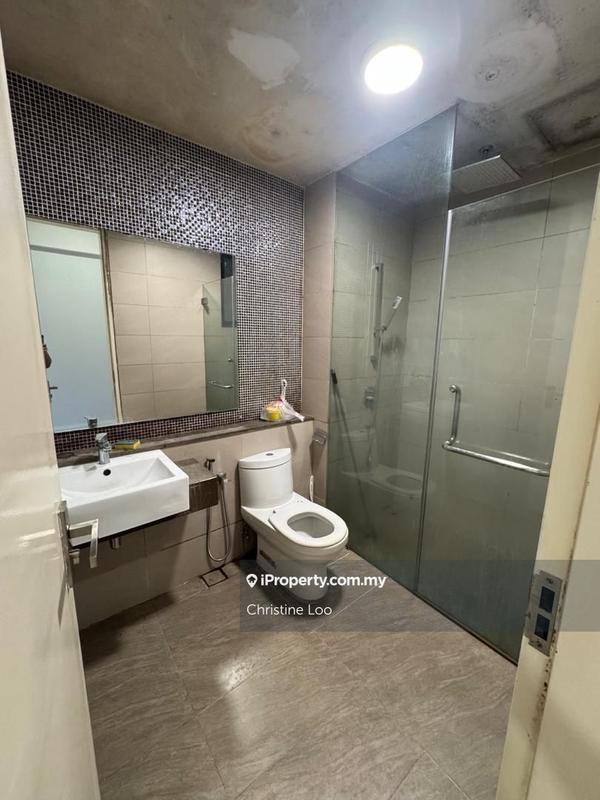 Service Residence for Sale in Nova Saujana by Christine Loo - iProperty.com.my