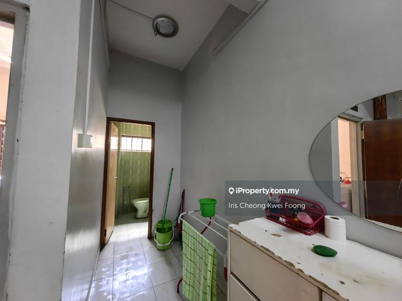 Bungalow House for Sale in z19hj, Ipoh by Iris Cheong Kwei Foong - iProperty.com.my