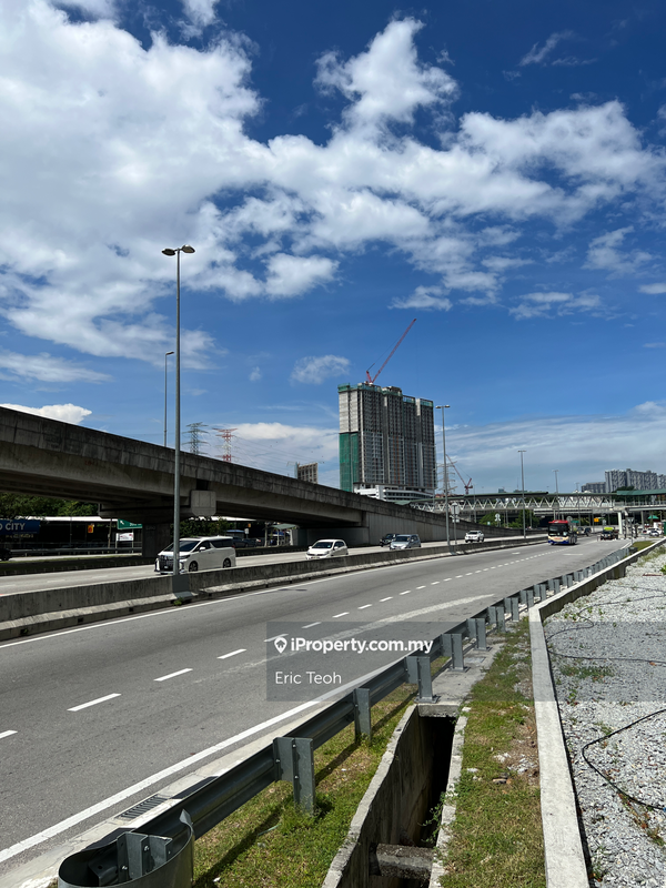 Shop for Rent in Salak Selatan, Kuala Lumpur by Eric Teoh - iProperty.com.my