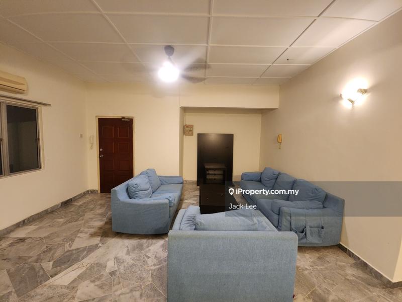 For Rent - Villa Flora