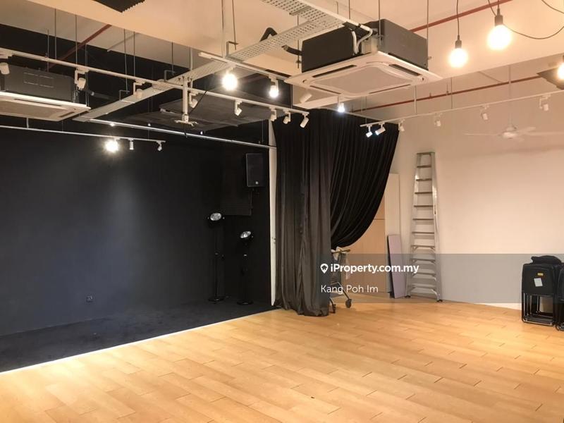 For Rent - Plaza Arkadia