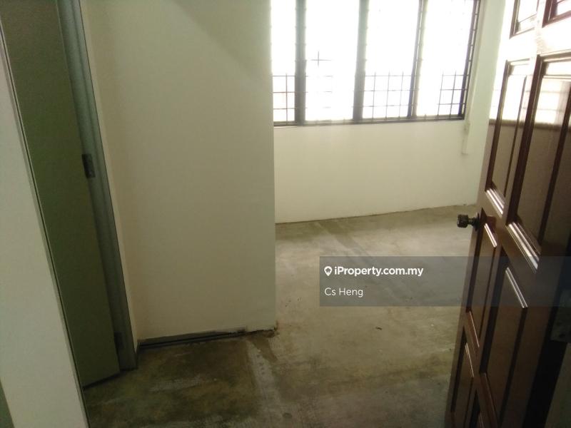 Office for Sale in Taman Sri Batu Caves, Batu Caves by Cs Heng - iProperty.com.my
