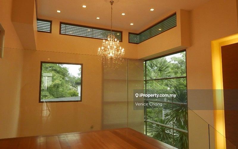 Bungalow House for Sale in Bukit Gita Bayu, Seri Kembangan by Venice Chong - iProperty.com.my