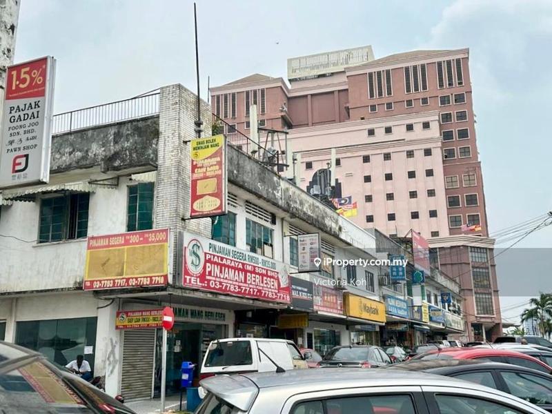 Shop for Sale in Petaling Jaya, Selangor by Victoria Koh - iProperty.com.my
