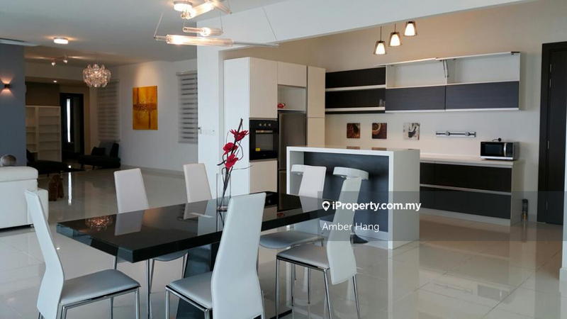 For Rent - Gurney Paragon