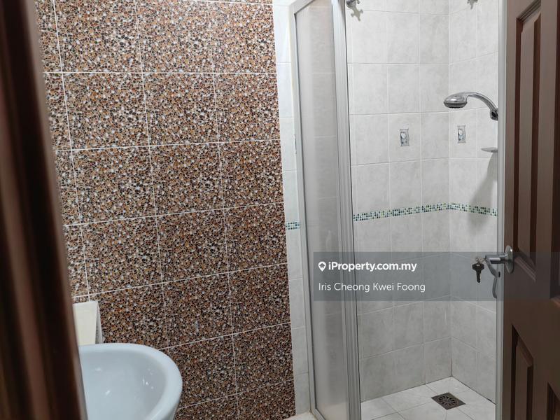 Bungalow House for Sale in Sunway City Ipoh, Ipoh by Iris Cheong Kwei Foong - Common bathroom at ground floor - iProperty.com.my