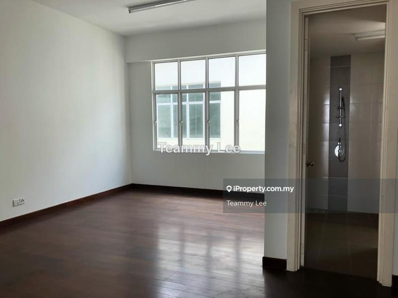 Kediaman Servis untuk Dijual di Subang Olives Residence oleh Teammy Lee - iProperty.com.my