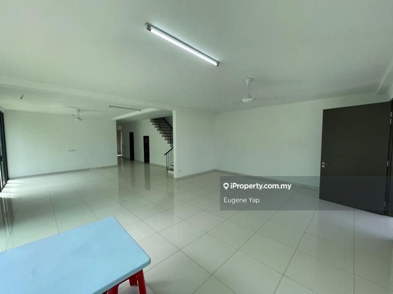 Rumah Teres 3-Tingkat untuk Dijual di Bukit Rahman Putra, Sungai Buloh oleh Eugene Yap - iProperty.com.my