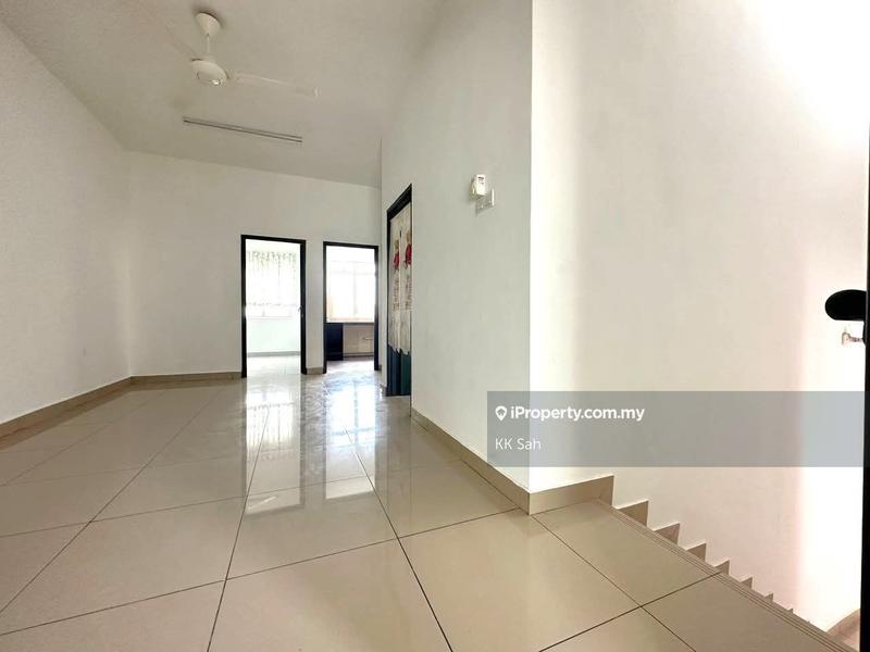 Townhouse for Sale in Taman Semenyih Mewah, Semenyih by KK Sah - iProperty.com.my
