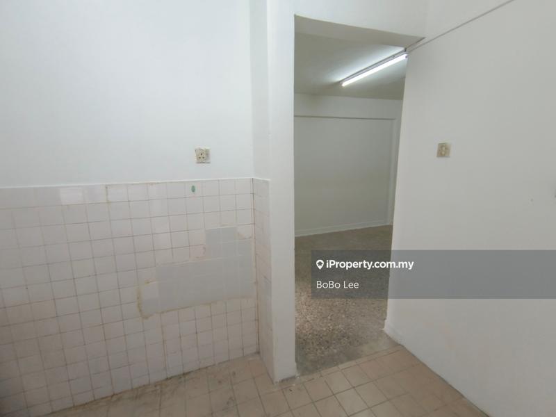 Pangsapuri untuk Dijual di Pangsapuri Mawar oleh BoBo Lee - iProperty.com.my