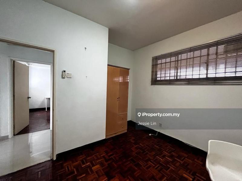 Condominium for Sale in Mutiara Oriental by Jessie Lin - iProperty.com.my